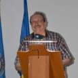 PRIMII 53 SUNT GREI… “Vino repede sã-i spun ceva ”, mã grãbeşte Stoicu în drumul din curte spre clasa noastrã de la etaj, de la baschet la mate ”. Ce-i moşule?” îl chestionez eu,...