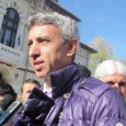 USL Gorj a sesizat Biroul Electoral Judeţean în legãturã cu faptul cã Dan Diaconescu ar fi început campania electoralã mai devreme decât termenul stabilit de lege şi cã a împãrţit...