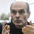 Cunoscutul analist şi editorialist Cristian Tudor Popescu a comparat curãţenia din Parcul Coloanei Infinitului cu un loc din Elveţia, mãrturisirea fiind fãcutã într-un comentariu al sãu, publicat de gândul.info dupã...