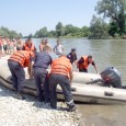 Tragedie cu repetiţie: s-a înecat la podul de la Rovinari! Faimosul pod de peste râul Jiu din zona de periferie a oraşului Rovinari tinde sã capete faima tristã a podului din zona insuliţei de la Târgu Jiu, unde elevii se...