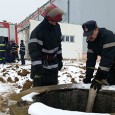 Pentru mai multe sate din judeţ fântânile au rămas singura sursă de alimentare după ce gerul puternic de la început de an a îngheţat conductele ce alimentează reţelele publice. De...