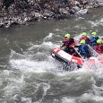 Un ghid de rafting din Bucureşti şi-a pierdut viaţa sâmbătă la prânz într-o cursă pe care o avea cu mai mulţi turişti pe râul Jiu. Bărbatul, în vârstă de 42...