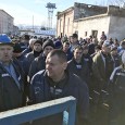 Negocierile purtate luni  la Bucureşti între administraţie şi liderii sindicali din Complexul Energetic Oltenia nu au dus la dezamorsarea conflictului de muncă declanşat spontan de angajaţii unităţii. Veste că salariile...