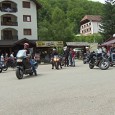 A fost paradă cu sute de motociclete la sfârşitul săptămânii trecute în apropiere de Peştera Muierilor. Pasionaţii motoarelor puternice pe două roţi s-au strâns la Baia de Fier pentru a...