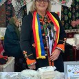 Ministerul Agriculturii a organizat de Ziua Naţională, o expoziţie cu vânzare de produse agroalimentare româneşti la care Gorjul a avut un singur reprezentant. Mărioara Babu, băciţa de la Stâna Ştefanu...
