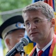 Municipiul Petroşani a intrat în carantină de ieri dimineaţă, iar acest lucru îi obligă şi pe gorjenii care vor să meargă aici să aibă asupra lor o declaraţie pe propria...