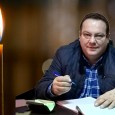 Adrian Dobrin a fost înmormântat ieri în condiţii stricte la Bucureasa, după ce sâmbătă a murit ca urmare a infectării cu noul coronavirus. În urma dispariţiei fostului şef din Direcţia...