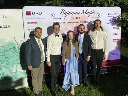 Satul în care s-a născut şi a copilărit Constantin Brâncuşi are toate şansele să fie inclus de anul viitor pe lista localităţilor în care va fi organizat Turneul Stradivarius, turneu...