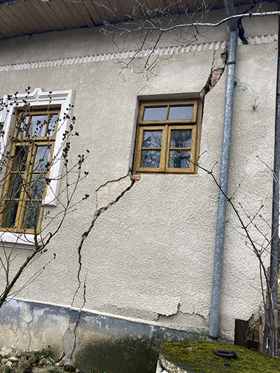 Unul dintre centrele de informare turistică amenajate la nivelul judeţului în urmă cu aproape un deceniu a devenit de zilele acestea un spaţiu numai bun pentru găzduirea unor cabinete medicale....