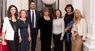 După ce anul trecut Novaciul s-a înfrăţit cu localitatea croată Dugopolje, acum novăcenii se pregătesc să îi primească la ei acasă pe fraţii din Croaţia. O delegaţie a acestora este...