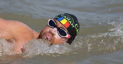 Încă o provocare maximă pentru bibliotecarul din Valea Jiului care, în ultimii ani, a doborât record după record când a intrat în apă ca să înoate. Acum el mărturiseşte că...