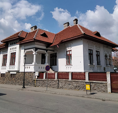 Trasarea Căii Eroilor după planul lui Brâncuşi nu a fost o simplă chestiune administrativă şi nici o relaxată proiecţie la scară mare a gândirii vizionare a genialului sculptor gorjean. De...