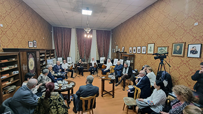 Săptămâna care s-a încheiat a cuprins două zile frumoase, pline de informaţie, recunoaşteri şi oameni care iubesc Gorjul, sosiţi aici cu gândul de a se bucura de ceea ce oferă...