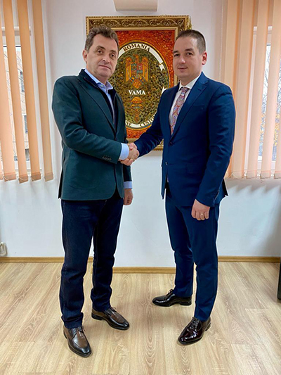 Comunicat de presă Autoritatea Vamală Română (AVR) va oferi un flux sporit de informaţii pentru inspectorii Autorităţii Naţionale Sanitare Veterinare şi pentru Siguranţa Alimentelor (ANSVSA) privind importurile de produse alimentare,...