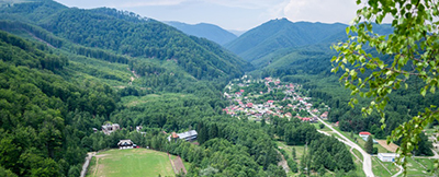 Autorităţile din Baia de Fier au cu ce se mândri după ce au folosit 5 milioane de euro într-un proiect de dezvoltare a instrastructurii turistice şi de agrement, rezultatele fiind...