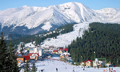 Zona montană a judeţului Gorj se află până în această seară sub o avertizare de cod galben de ninsori, avertizarea meteorologilor intrând în vigoare aseară, la ora 18.00. Avertizarea expiră...