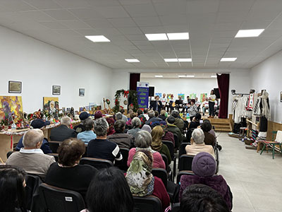 Este vremea planurilor pentru cadourile ce vor fi oferite celor dragi în perioada sărbătorilor de iarnă, iar Bunicii Comunităţii din Peştişani au dat deja startul deocamdată singurului târg de acest...