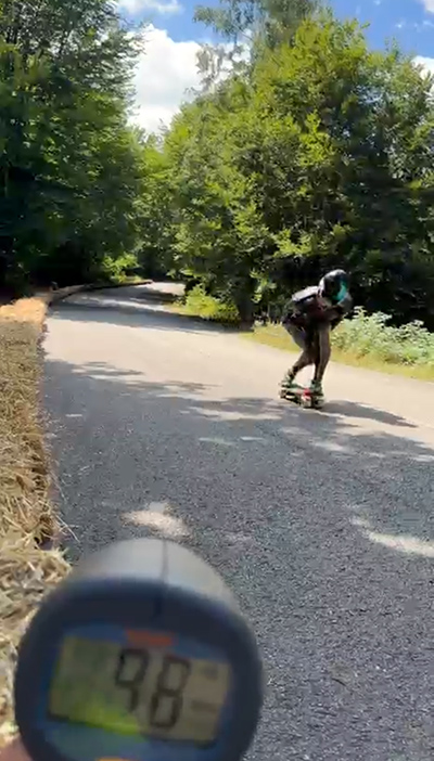 O cursă nebună de longboard va avea loc în cursul anului viitor în Vulcan, pe drumul ce duce spre Pasul Vâlcan, care face trecerea spre Poiana lui Mihai şi comuna...
