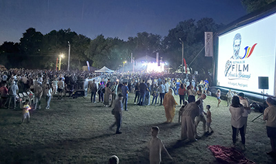 Festivalul de film dedicat împlinirii a 150 de ani de la naşterea lui Constantin Brâncuşi organizat la Peştişani s-a încheiat sâmbătă seara târziu cu participarea a mii de oameni. Ultima...